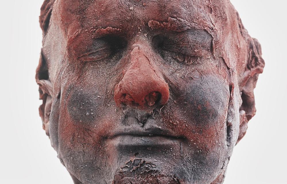 sculpture of a man's head